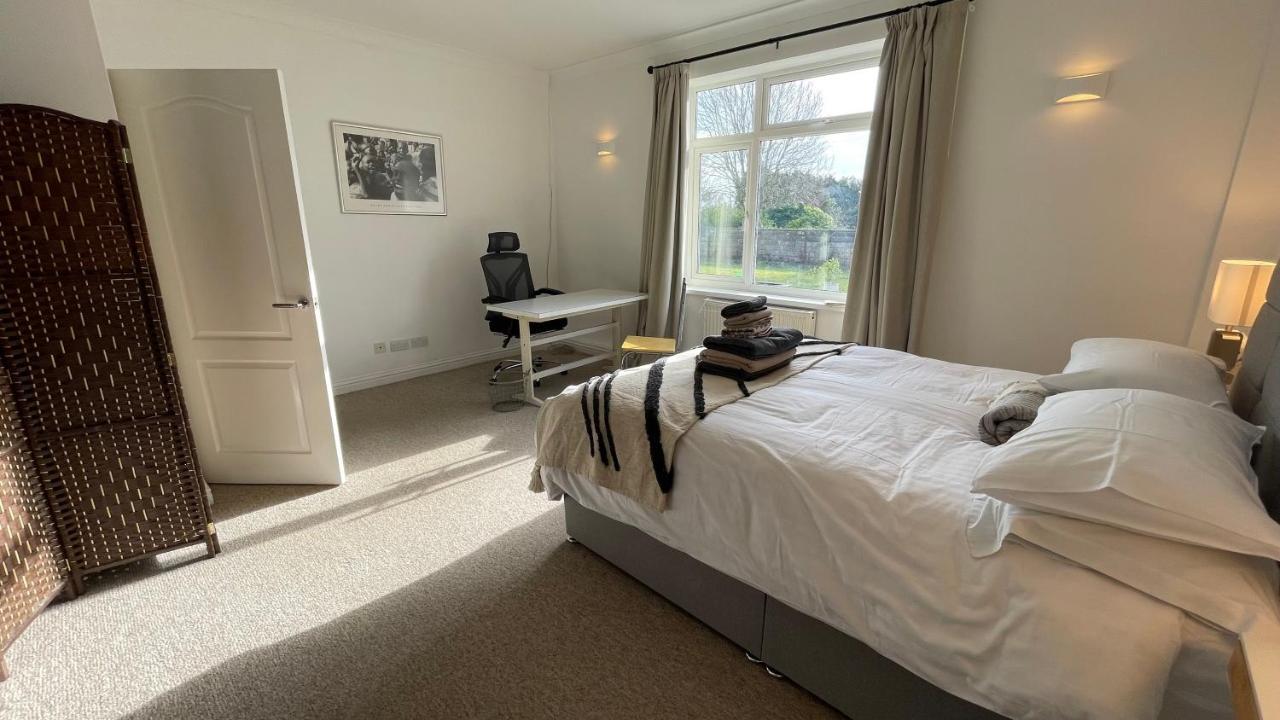 Fab Stay Uk - Coastal And Country Retreat With Free Secure Off Road Parking Minutes From Both Dover And Deal 외부 사진